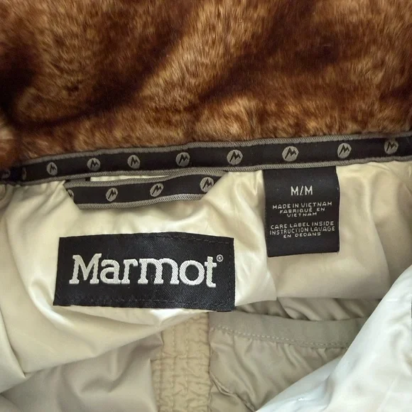 Marmot Quilted Jacket Faux Fur Collar Beige Women’s Medium - Picture 4 of 9